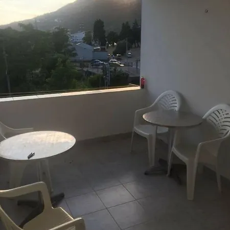 Mica Apartmani Сутоморе Екстер'єр фото